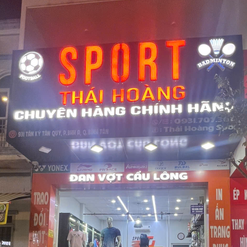 Không gian cửa hàng